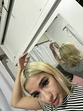 Babylovetiernax online show from April 9, 10:04 pm