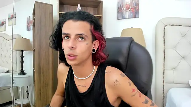 Ibratxandy online show from February 18, 7:10 pm