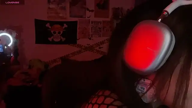 Snapshot of PixelKitty_ chatting on October 22, 11:37 pm PixelKitty  online show from October 22, 11:37 pm