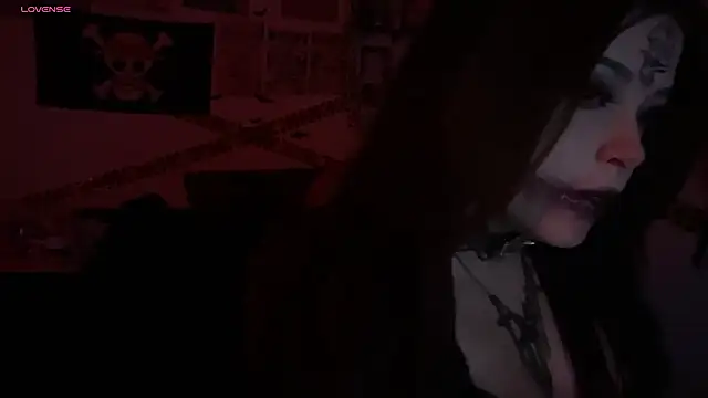 Snapshot of PixelKitty_ chatting on October 31, 11:06 pm PixelKitty  online show from October 31, 11:06 pm