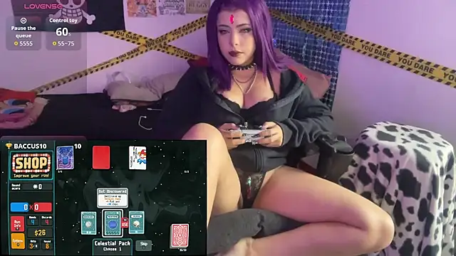 Snapshot of PixelKitty_ chatting on November 13, 9:36 pm PixelKitty online show from November 13, 9:36 pm