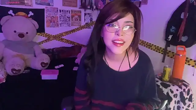 Snapshot of PixelKitty_ chatting on November 26, 4:52 pm PixelKitty online show from November 26, 4:52 pm