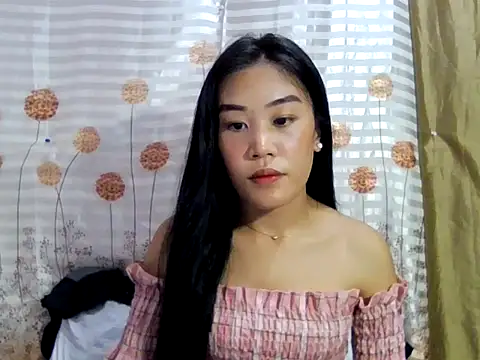 YourWildestDoll online show from November 6, 8:04 am