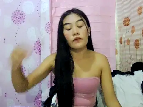 YourWildestDoll online show from December 21, 6:26 pm