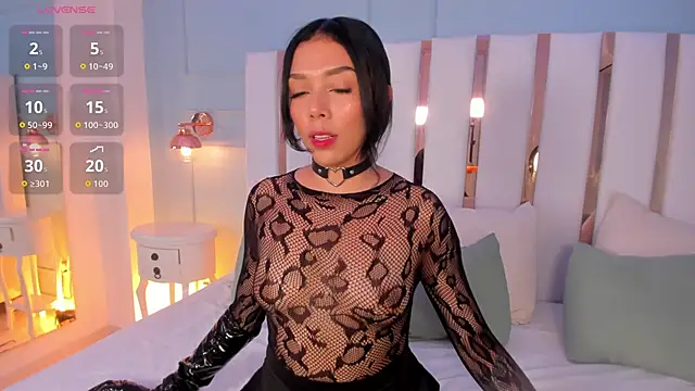 selene phmoon online show from November 10, 1:37 am