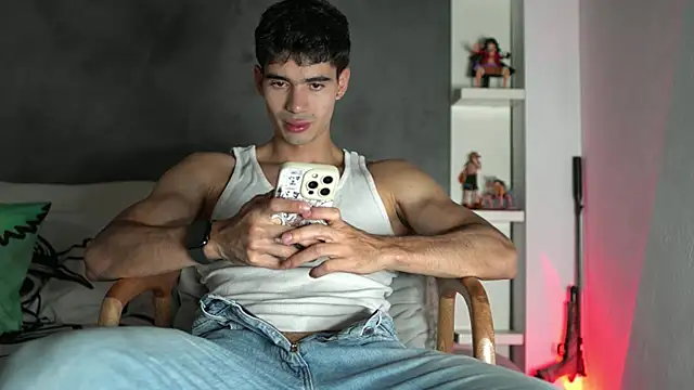 joesteel online show from April 10, 10:58 pm