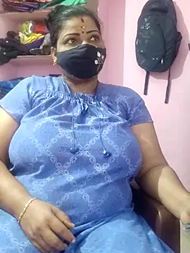 Snapshot of lathikaqueentamil chatting on November 11, 11:49 pm lathikaqueentamil online show from November 11, 11:49 pm