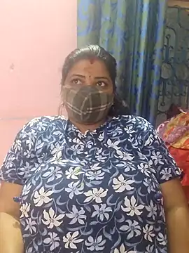 Snapshot of lathikaqueentamil chatting on December 22, 10:45 am lathikaqueentamil online show from December 22, 10:45 am