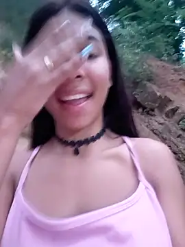 Snapshot of chaparritahot99 chatting on January 10, 11:01 am chaparritahot99 online show from January 10, 11:01 am