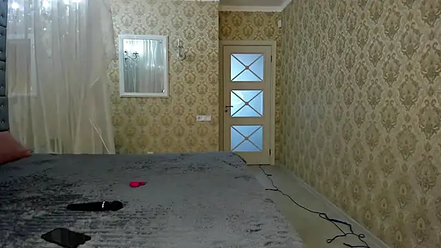 sofielovely  online show from October 14, 11:44 am