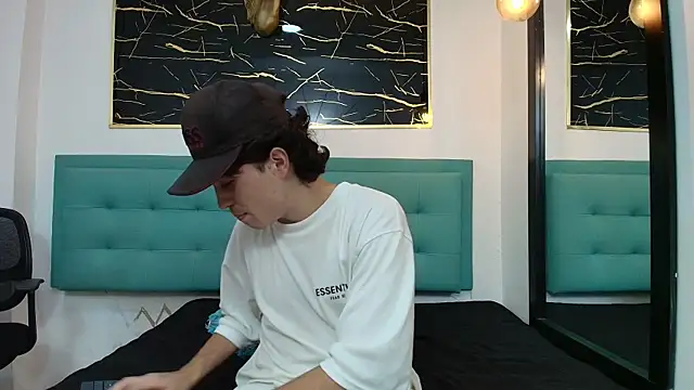 dia fax18 online show from October 24, 8:27 pm