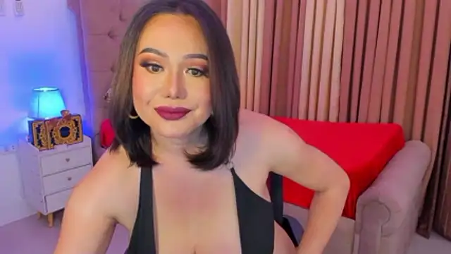 Snapshot of dianaCortney_21 chatting on November 8, 12:49 pm dianaCortney 21 online show from November 8, 12:49 pm