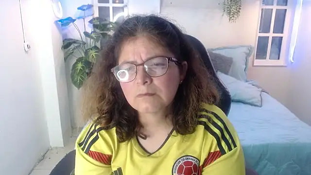 Snapshot of Linda_banks_ chatting on October 18, 8:53 pm Linda banks online show from October 18, 8:53 pm