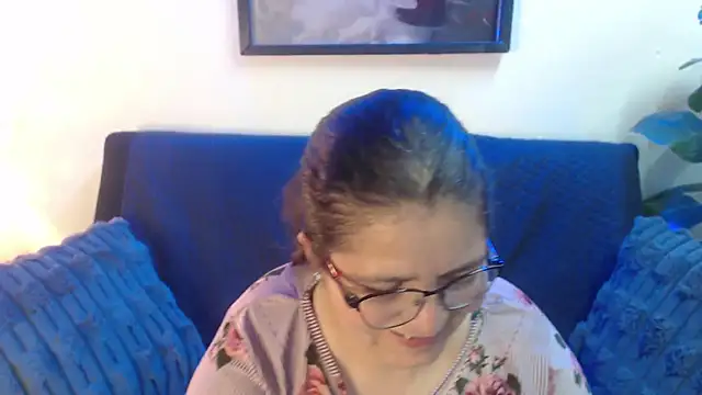 Linda banks  online show from February 15, 1:46 am