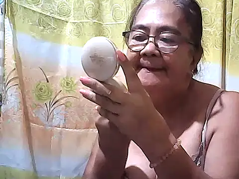 asianmom70 online show from December 1, 9:31 pm