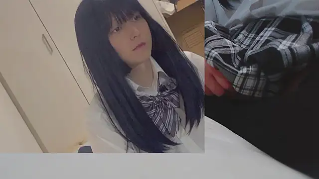 Snapshot of Mia032 chatting on November 14, 3:22 pm Mia032 online show from November 14, 3:22 pm