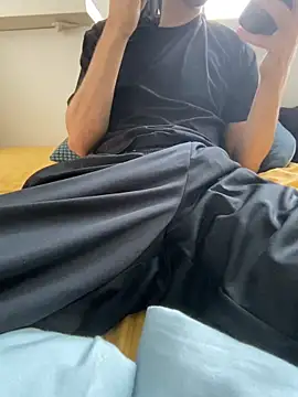 Snapshot of greggts chatting on December 18, 11:05 am greggts online show from December 18, 11:05 am