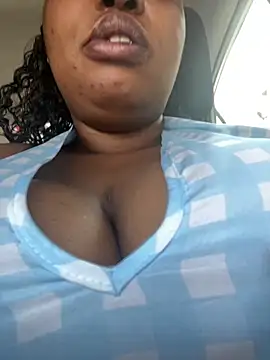 SEXYBOOBS21D online show from November 12, 6:03 am