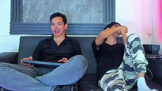 jeremytonner online show from February 21, 4:02 am