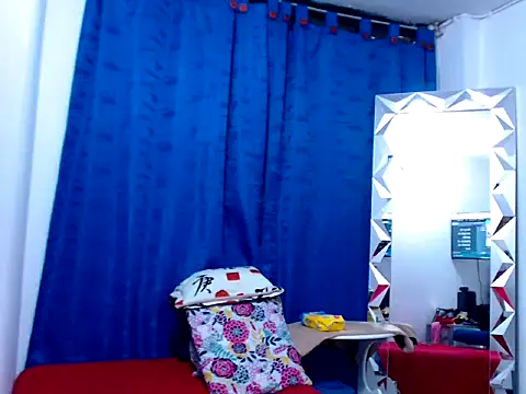 Sexysquirtmommy online show from October 20, 10:10 pm