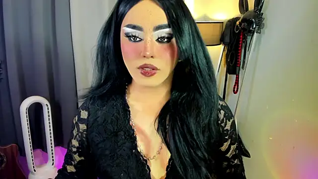 Snapshot of MagnaCumLoader17 chatting on November 20, 3:07 am MagnaCumLoader17 online show from November 20, 3:07 am