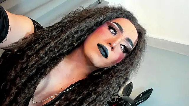 Snapshot of MagnaCumLoader17 chatting on December 3, 10:08 pm MagnaCumLoader17 online show from December 3, 10:08 pm