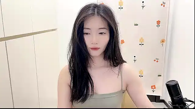 Rosalind xixi online show from September 15, 1:55 pm