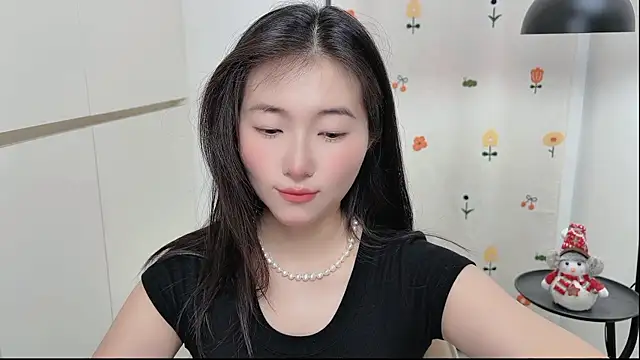 Snapshot of Rosalind_xixi chatting on May 13, 2:53 am Rosalind xixi online show from May 13, 2:53 am