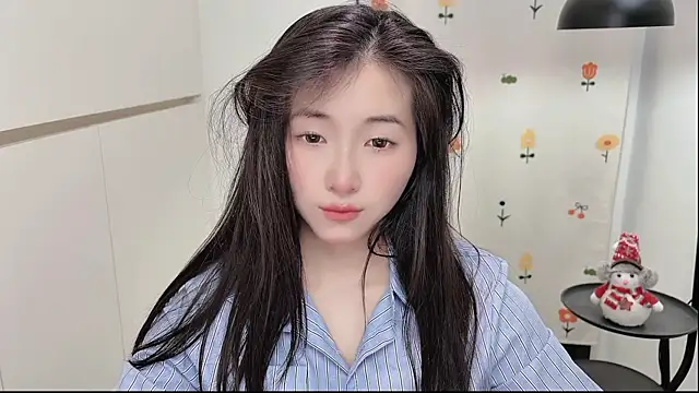 Snapshot of Rosalind_xixi chatting on May 21, 3:13 am Rosalind xixi online show from May 21, 3:13 am