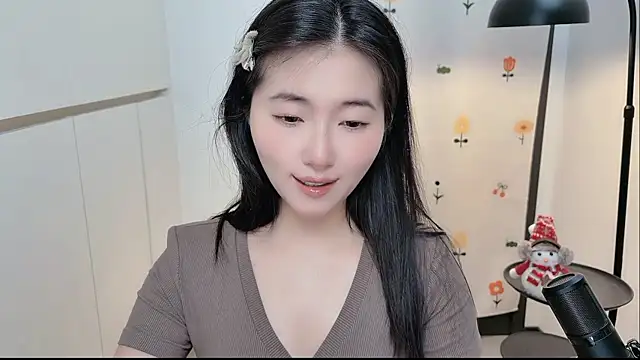 Snapshot of Rosalind_xixi chatting on June 1, 3:08 am Rosalind xixi online show from June 1, 3:08 am