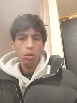 lusiboy96 online show from October 30, 9:22 am