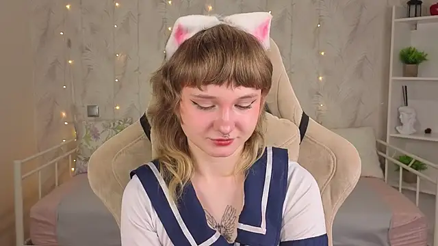 Tori Cutie online show from May 30, 12:08 am