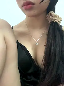 Nguyenha11 online show from December 23, 6:44 am