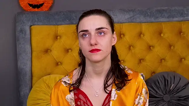 Jessica White  online show from December 23, 4:43 am