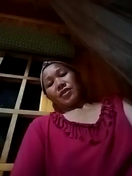 Snapshot of TinTin321 chatting on September 11, 12:05 pm TinTin321 online show from September 11, 12:05 pm