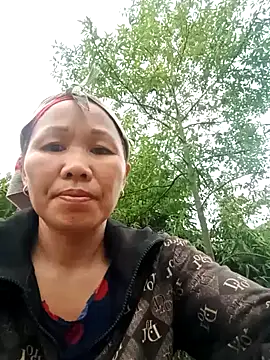 Snapshot of TinTin321 chatting on September 15, 10:04 am TinTin321 online show from September 15, 10:04 am