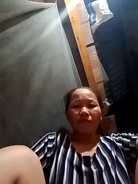 Snapshot of TinTin321 chatting on September 20, 9:27 pm TinTin321 online show from September 20, 9:27 pm