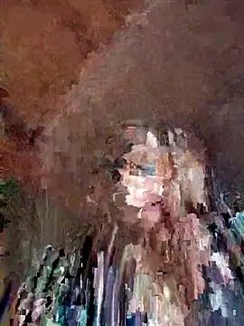 Snapshot of TinTin321 chatting on October 19, 12:06 pm TinTin321 online show from October 19, 12:06 pm