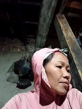 Snapshot of TinTin321 chatting on November 28, 11:02 am TinTin321 online show from November 28, 11:02 am