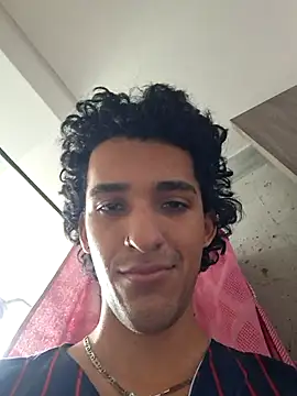 Snapshot of Khalifaxxx chatting on November 14, 5:11 pm Khalifaxxx online show from November 14, 5:11 pm