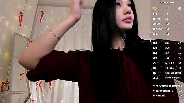 Snapshot of amy_doessss chatting on December 3, 6:28 pm amy doessss online show from December 3, 6:28 pm