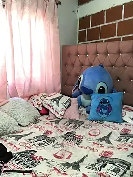 Rachellcooperrr online show from December 16, 9:20 pm