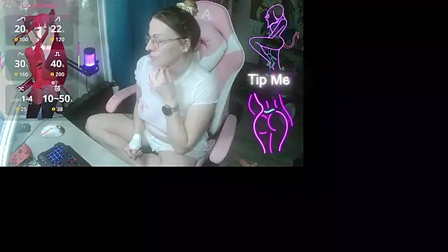 Snapshot of rubystrip chatting on November 5, 8:09 pm rubystrip online show from November 5, 8:09 pm