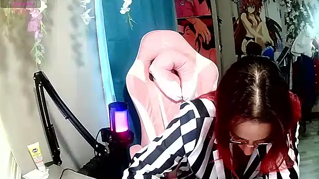 Snapshot of rubystrip chatting on November 15, 2:46 pm rubystrip online show from November 15, 2:46 pm