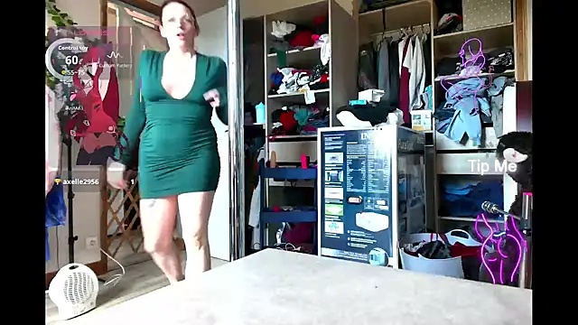 Snapshot of rubystrip chatting on November 19, 2:39 pm rubystrip online show from November 19, 2:39 pm