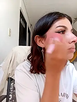 Snapshot of nina_sky chatting on November 25, 7:36 pm nina sky online show from November 25, 7:36 pm