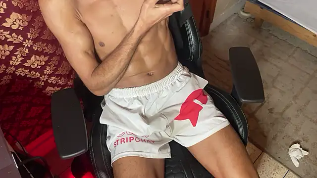 JUSTFORRICH online show from November 8, 5:01 pm