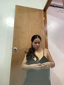 wildpussycat69 online show from October 4, 5:49 am