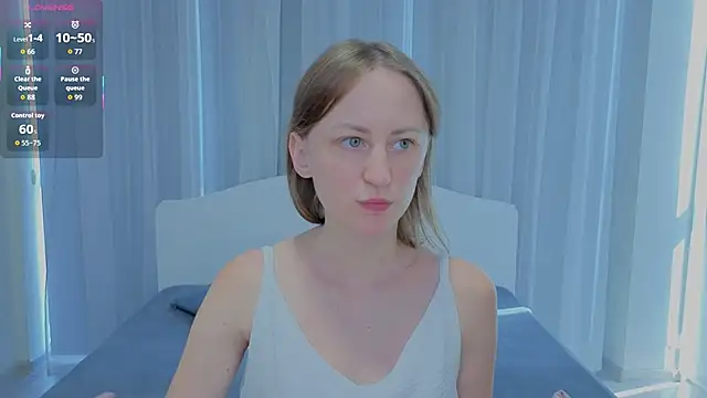Snapshot of LuluChiiii chatting on September 13, 9:31 am LuluChiiii online show from September 13, 9:31 am