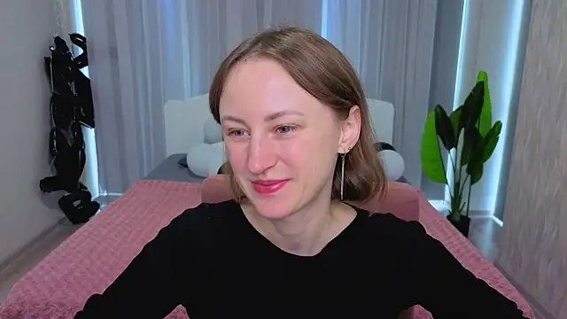 LuluChiiii online show from November 10, 10:47 am